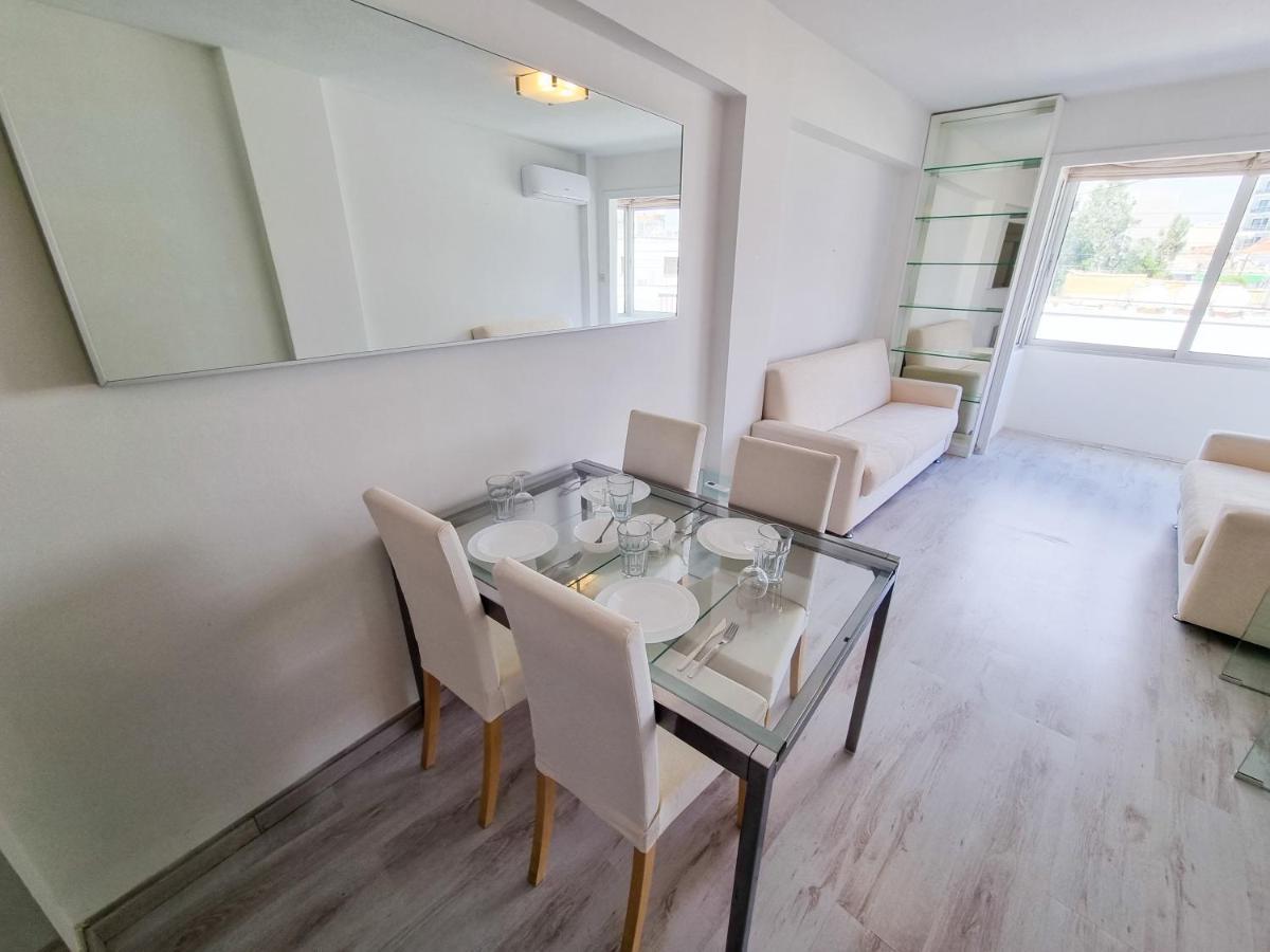 Cheer Up City Apartment, Near To The Finikoudes Beach Larnaka Exterior foto