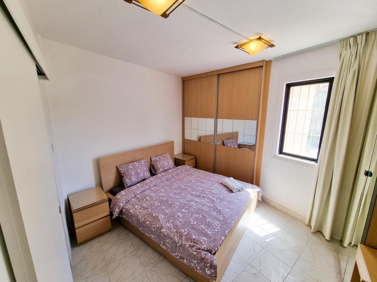 Cheer Up City Apartment, Near To The Finikoudes Beach Larnaka Exterior foto